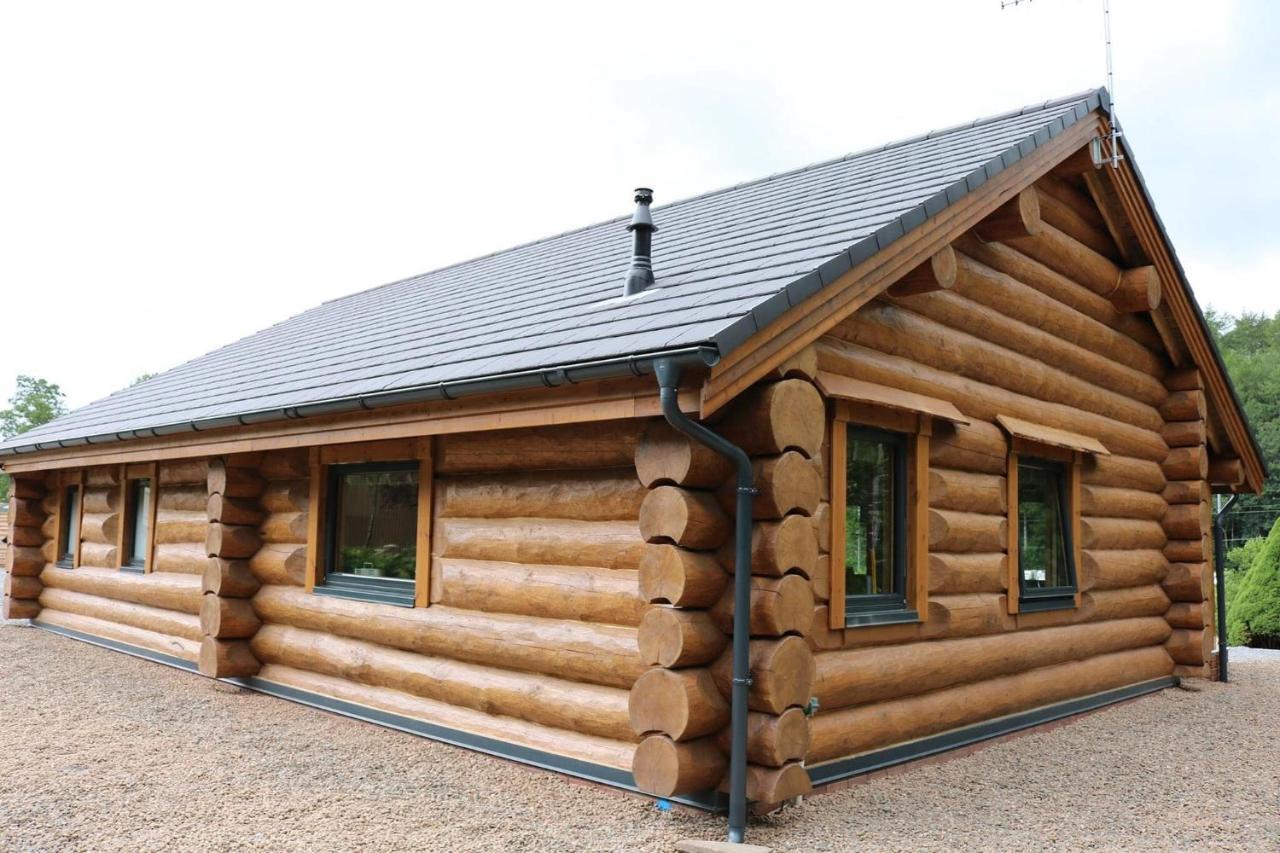 Ewes Water Log Cabins Langholm Екстериор снимка