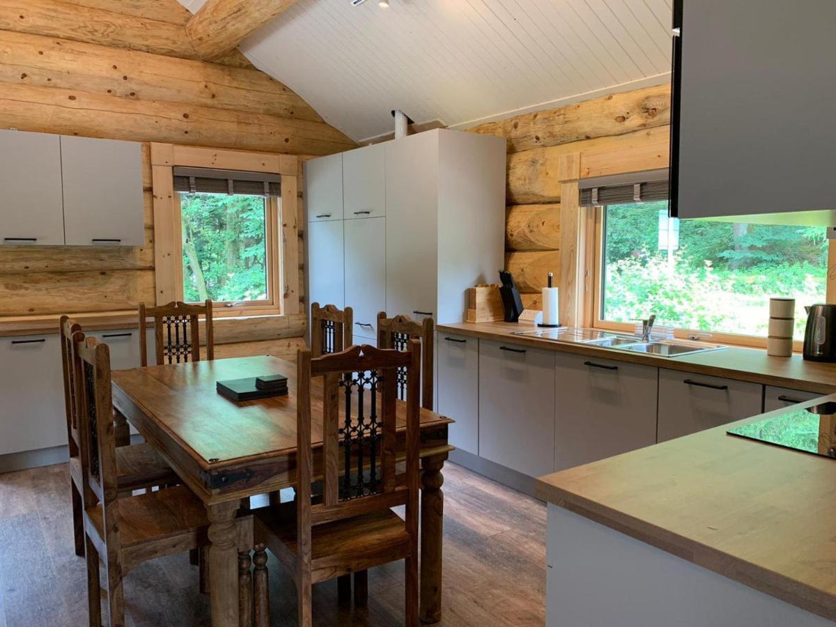 Ewes Water Log Cabins Langholm Екстериор снимка