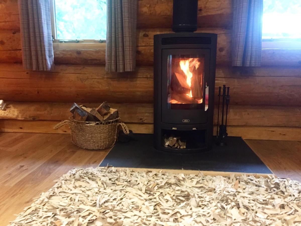 Ewes Water Log Cabins Langholm Екстериор снимка